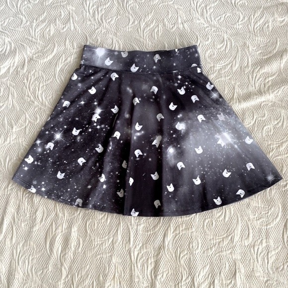 Hot Topic Sailor Moon Luna Skater Skirt - Black Galaxy Print, Size XS - Picture 3 of 5